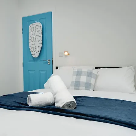 Santorini Blues By Cefas - Free Parking - Bungalow - Near Airport Mánchester Exterior foto
