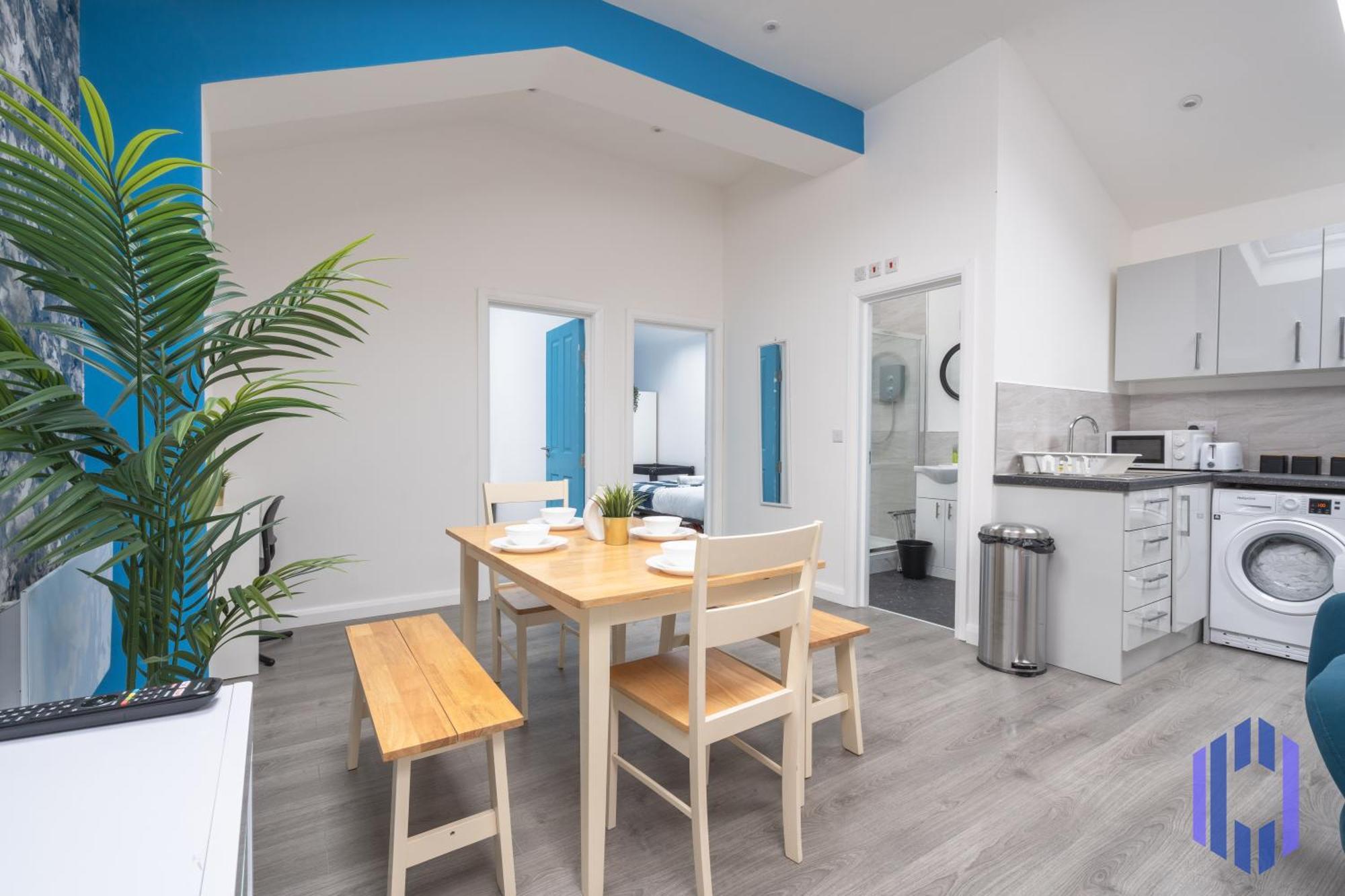 Santorini Blues By Cefas - Free Parking - - Near Airport *