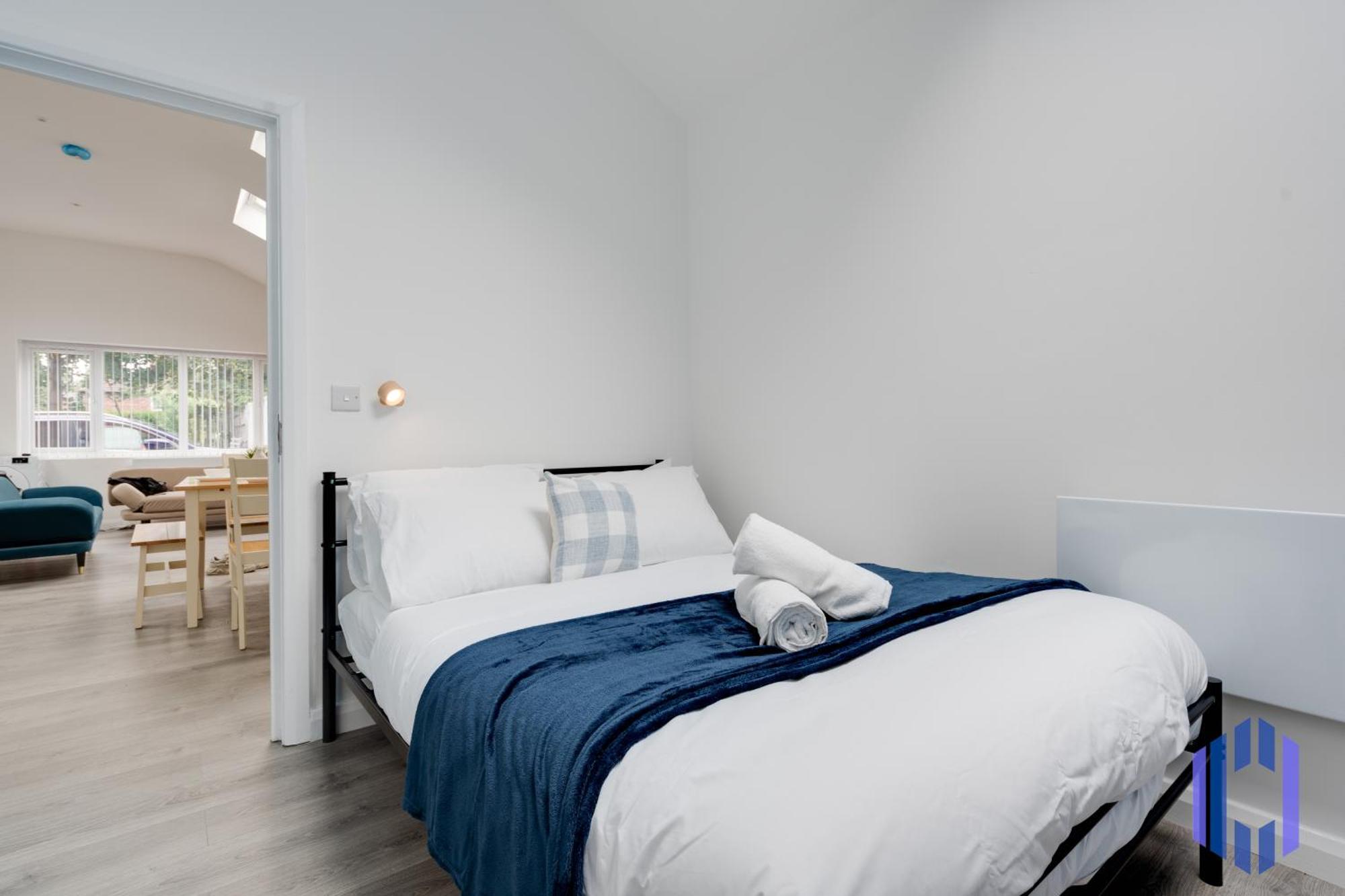 Santorini Blues By Cefas - Free Parking - - Near Airport * Manchester
